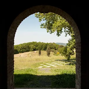 Couette-café I Quattro Elementi, Volterra